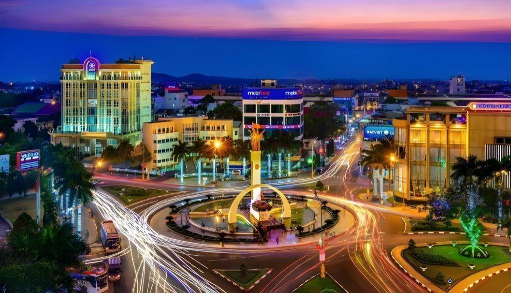 Lucky Star Hotel Buon Ma Thuot Kültér fotó